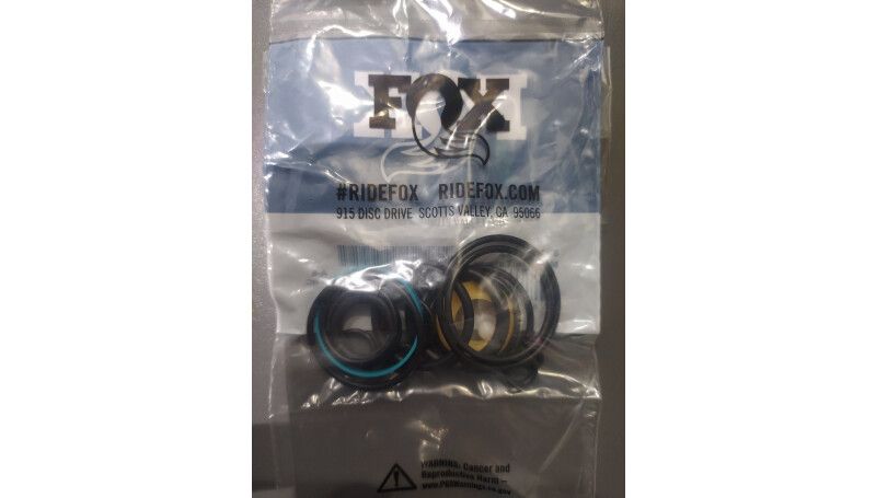 Сервісний набір FOX Rebuild DHX VAN R (803-00-122)