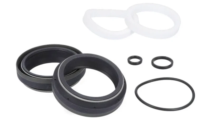 Сальники з поролоновими кільцями FOX 38mm Low Friction No Flange SKF