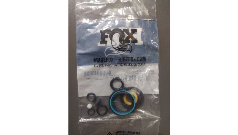 Ремкомплект FOX:  Rebuild FLOAT RP3 Damper (803-00-051-C)